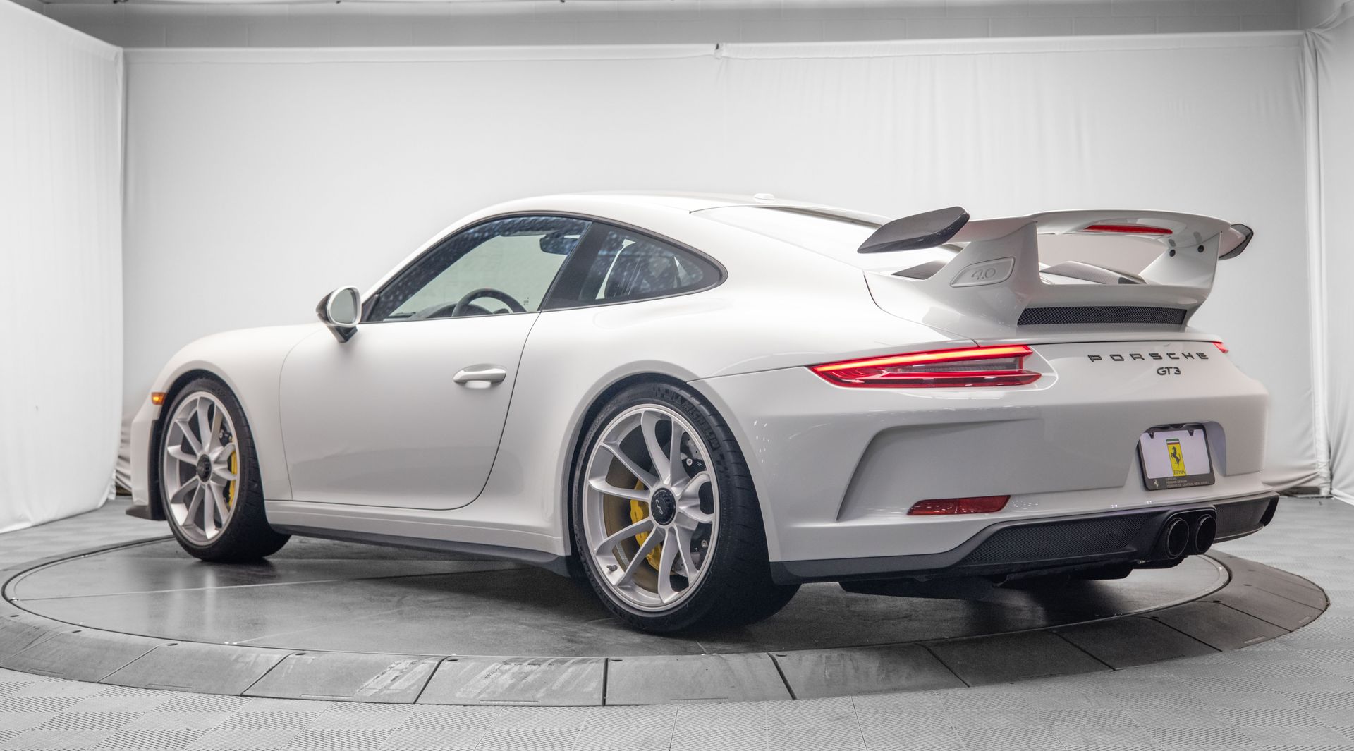 2018 Porsche 911 GT3 photo 4