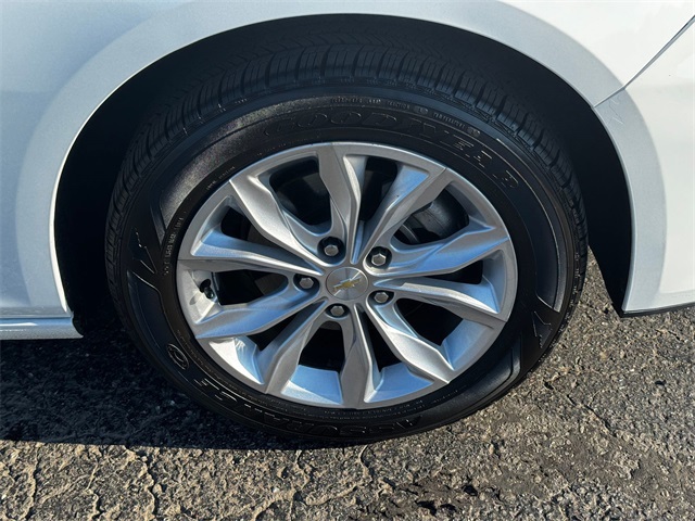 2021 Chevrolet Malibu 1LT photo 9