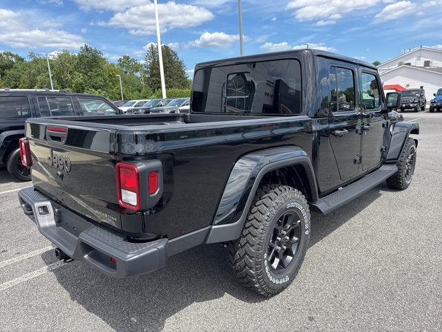 2025 Jeep Gladiator Sport photo 3