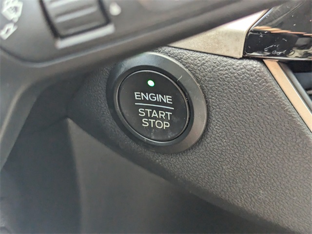 2020 Ford Escape SE photo 24