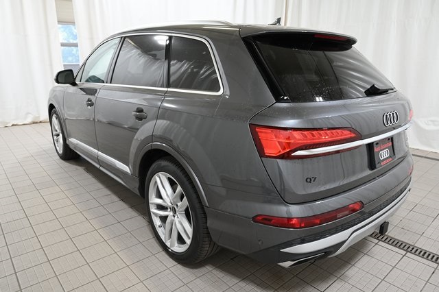 2025 Audi Q7 55 Premium Plus photo 5
