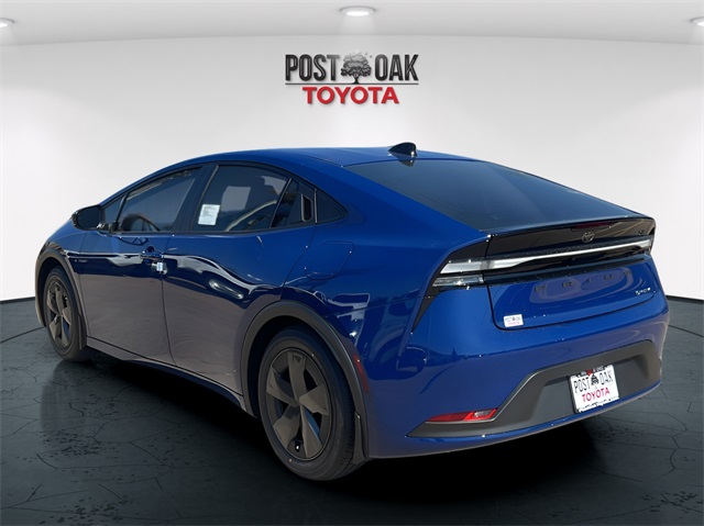 2026 Toyota Prius Plug-in Hybrid SE photo 6