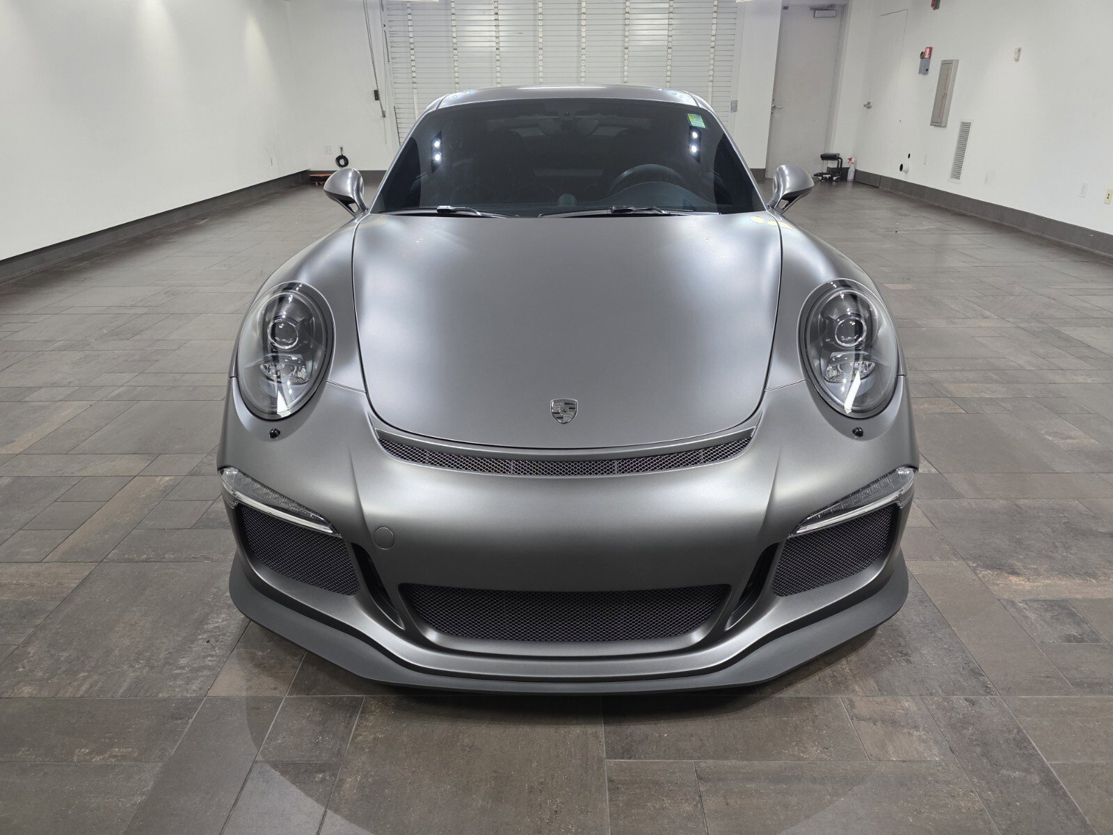 2015 Porsche 911 GT3 Coupe photo 2