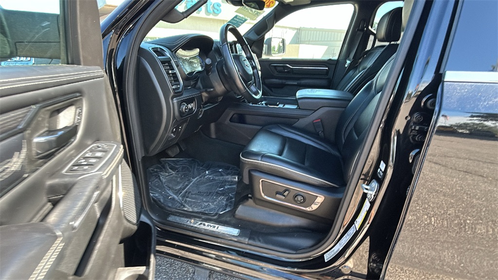 2022 Ram 1500 Limited photo 13
