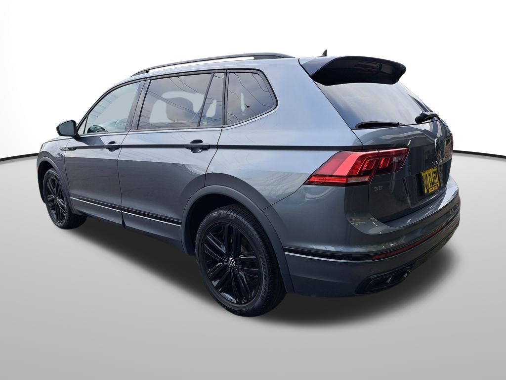 2022 Volkswagen Tiguan SE R-Line Black photo 3