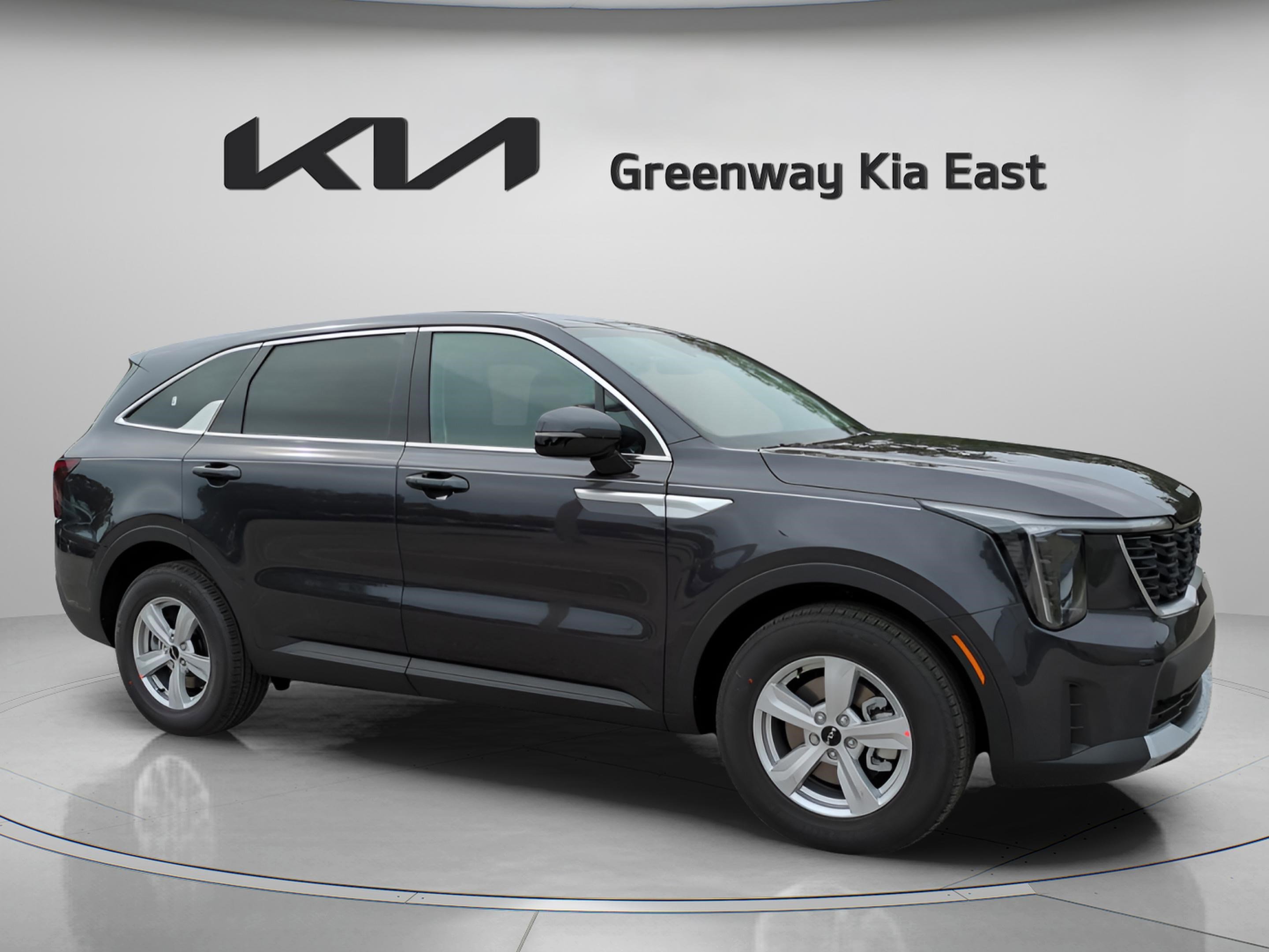 2026 Kia Sorento LX's photo