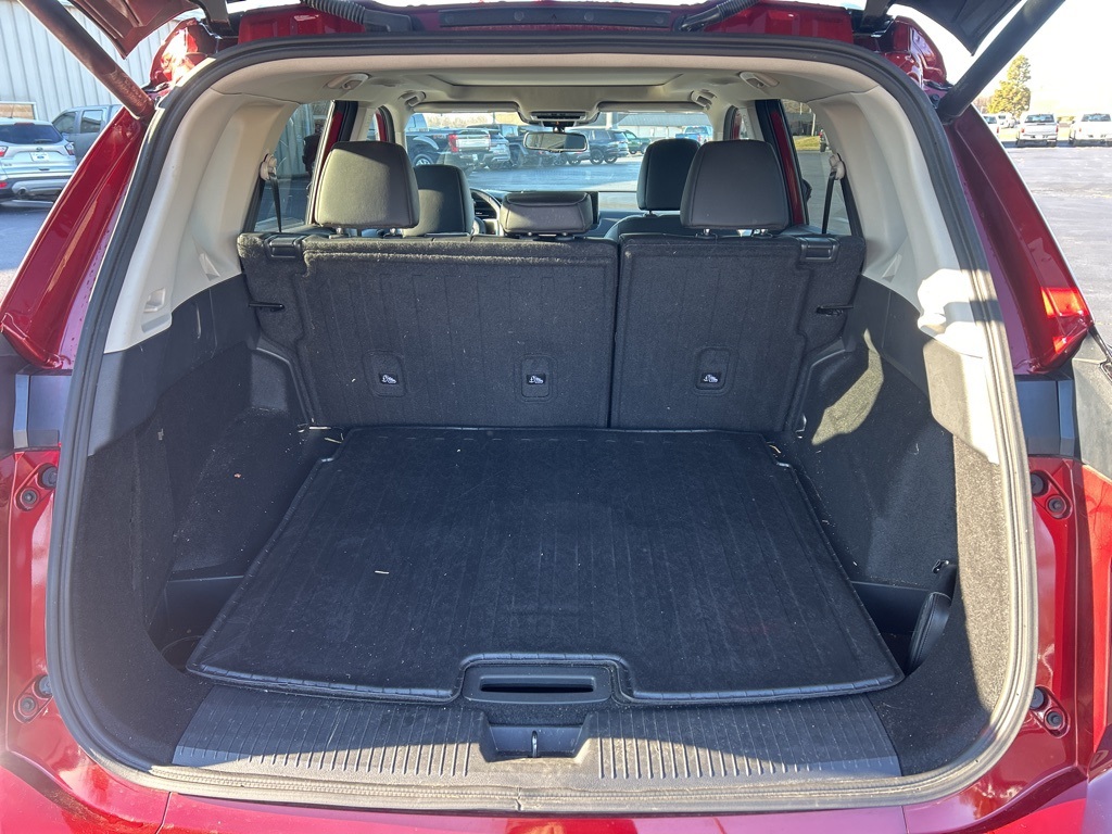 2024 Nissan Rogue SL photo 3