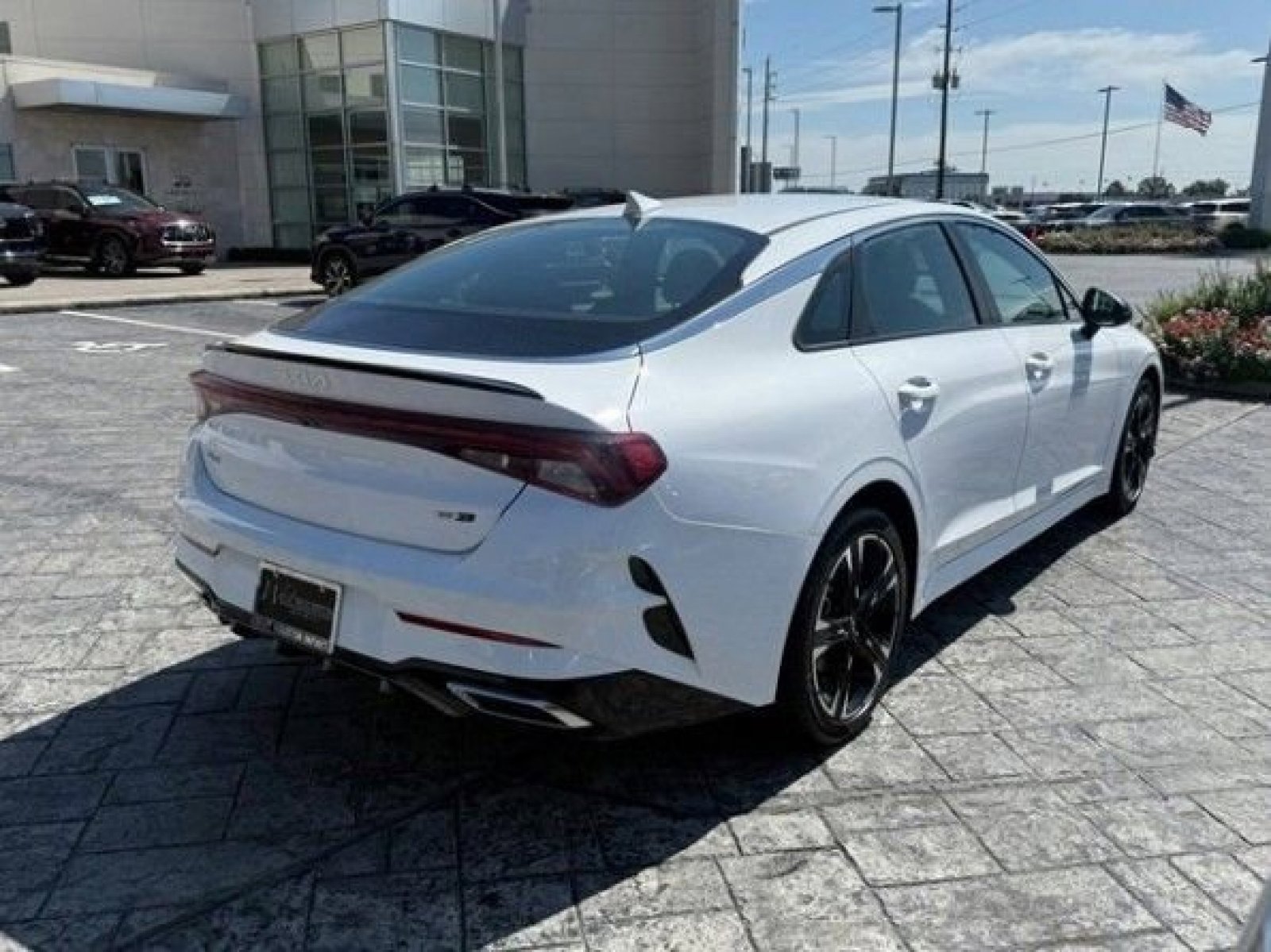 2022 Kia K5 GT-Line photo 2