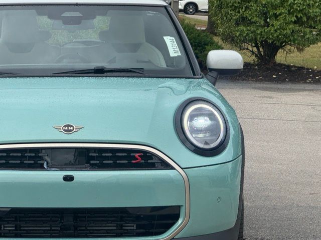 2026 Mini Cooper 2 Door Hardtop Iconic photo 8