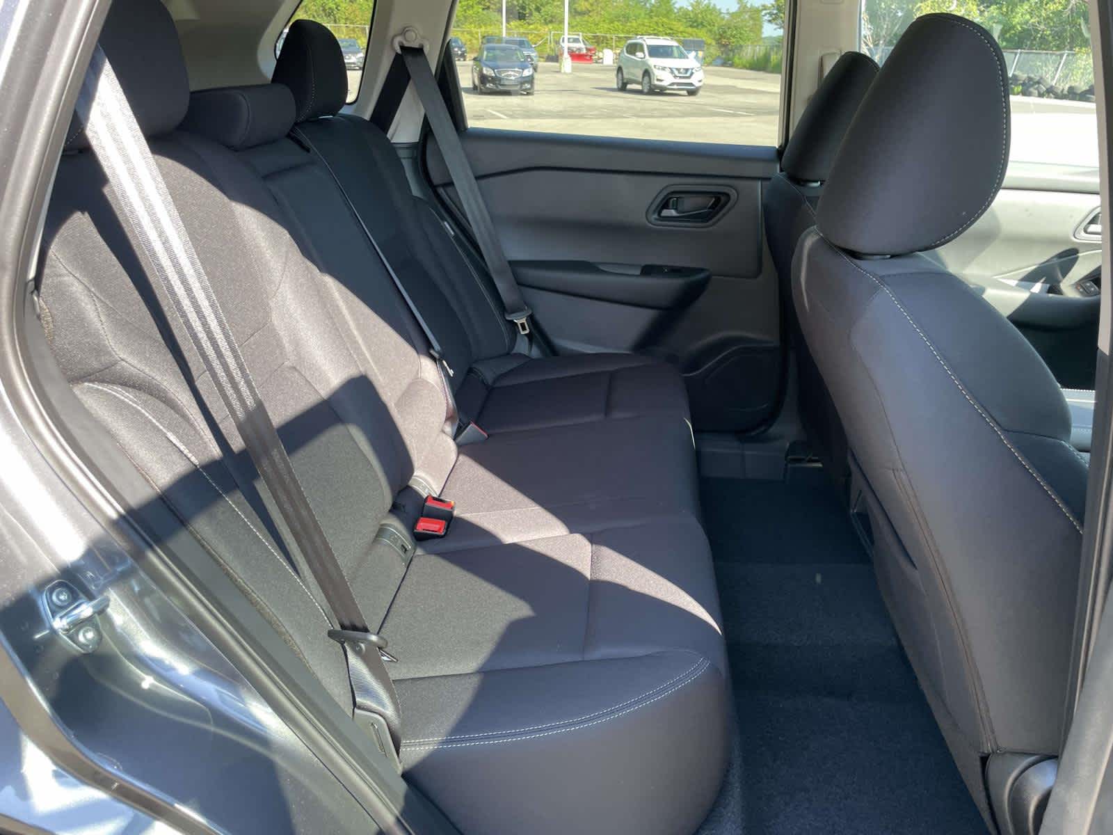 2026 Nissan Rogue S photo 13