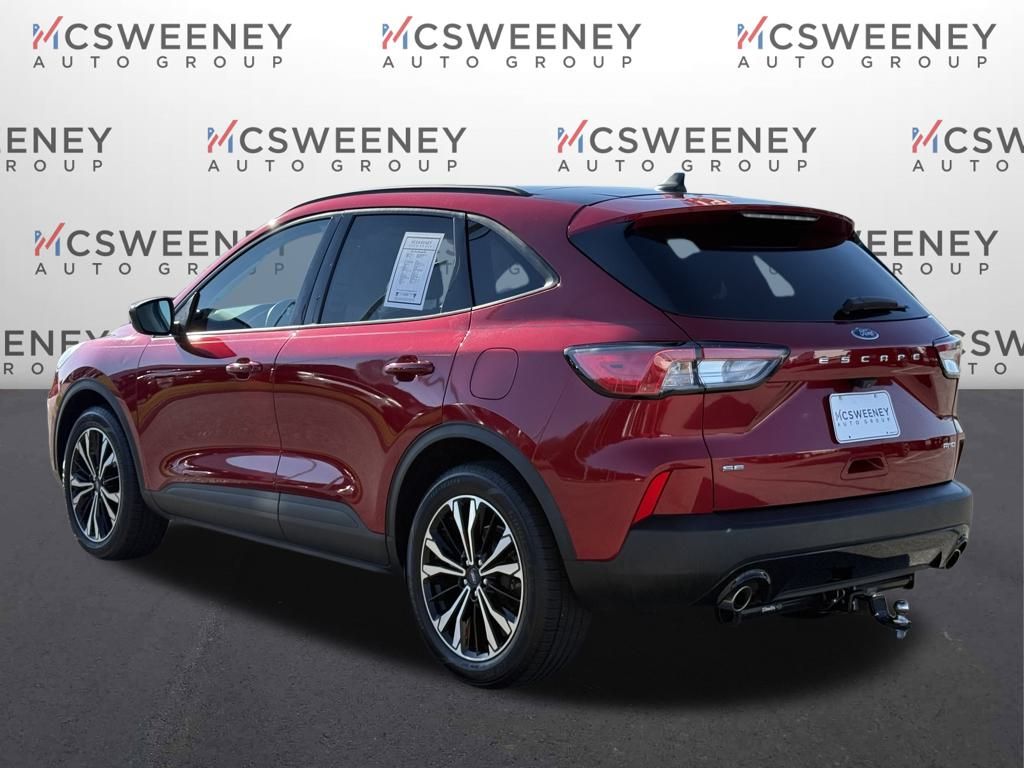 2021 Ford Escape SE photo 3