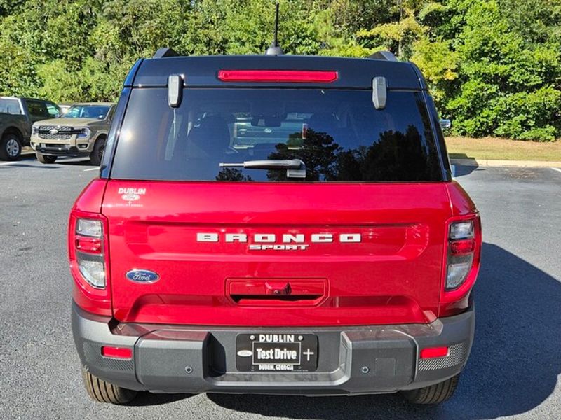 2025 Ford Bronco Sport Outer Banks photo 9