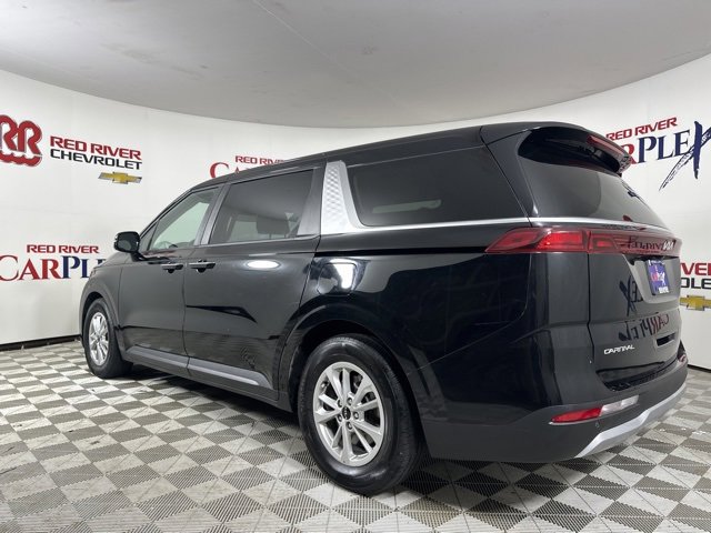 2023 Kia Carnival LX photo 4