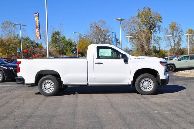 2026 Chevrolet Silverado 1500 photo 2