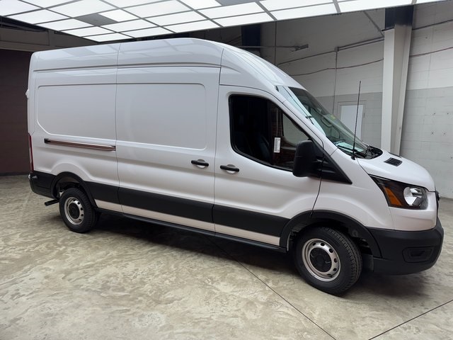 2025 Ford Transit Cargo Van photo 5