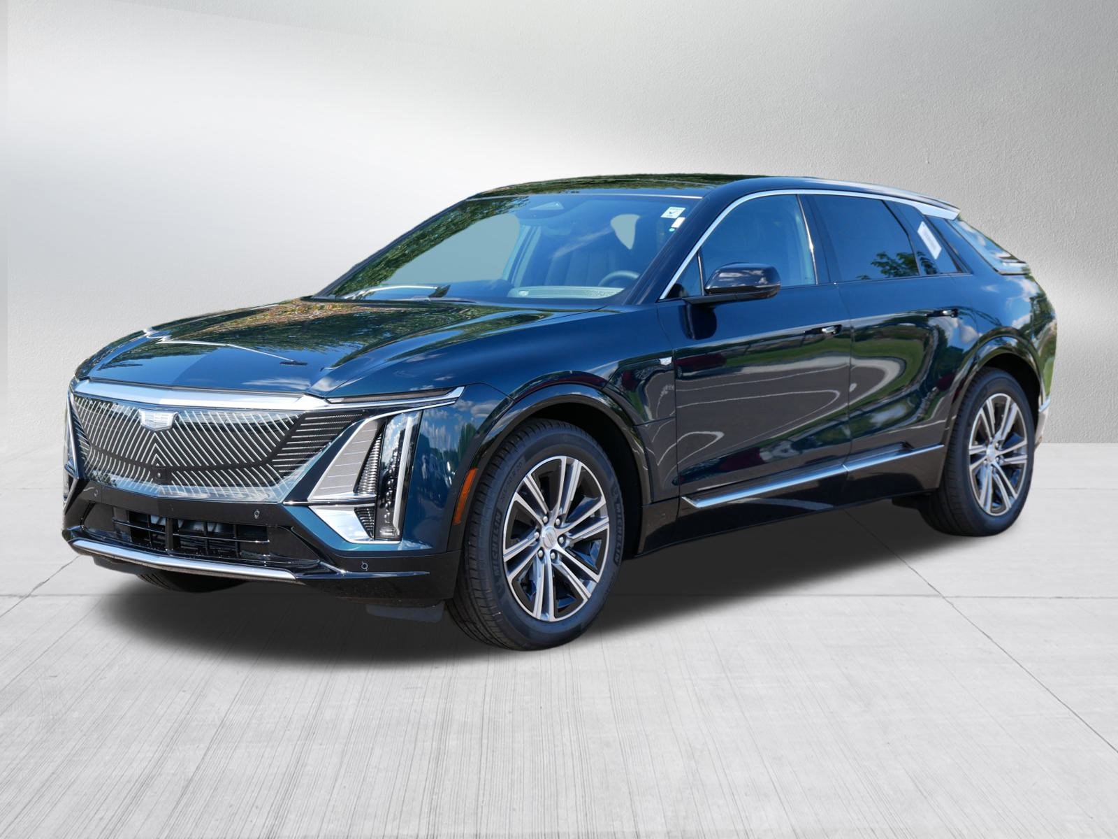 2026 Cadillac Lyriq Luxury photo 3
