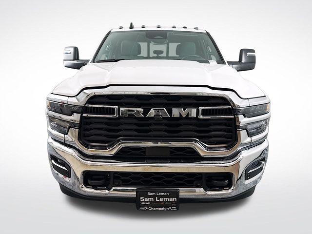 2026 Ram 3500 Tradesman photo 2