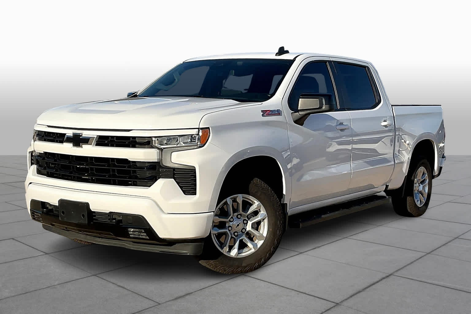 2022 Chevrolet Silverado 1500 RST photo 3
