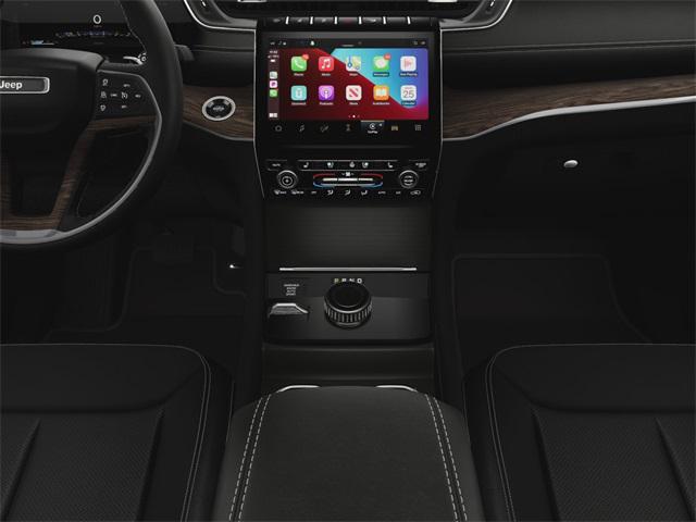 2025 Jeep Grand Cherokee Limited photo 24