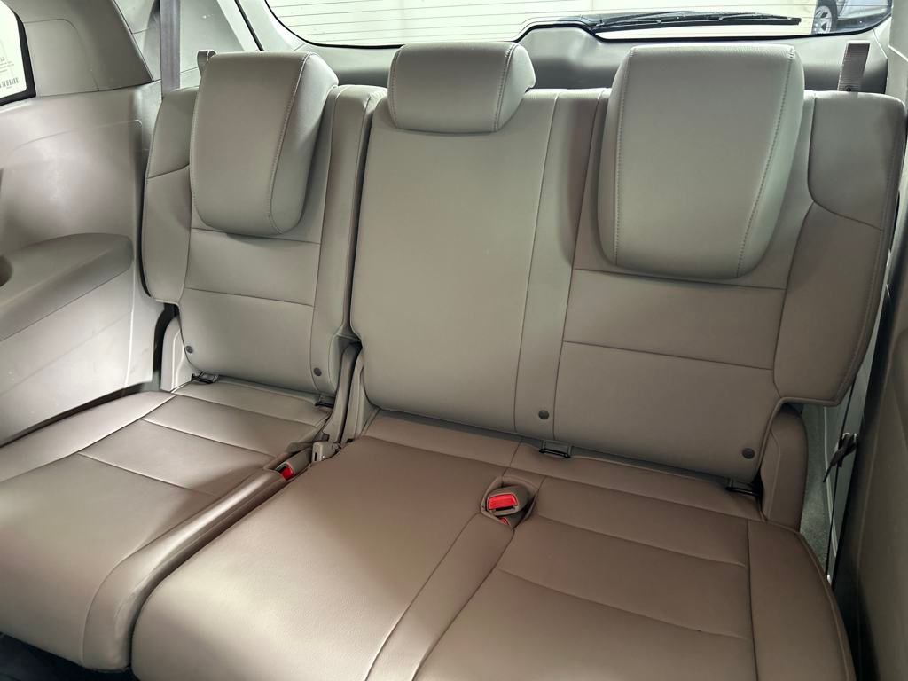 2017 Honda Odyssey EX-L photo 23