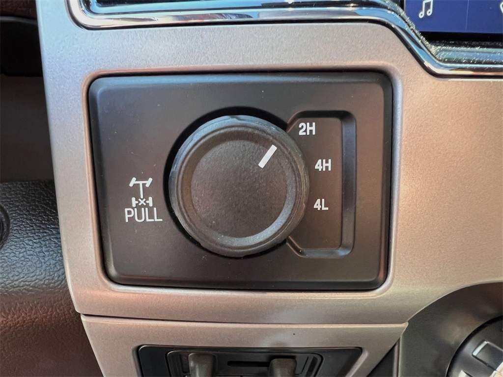2022 Ford F-350 photo 34
