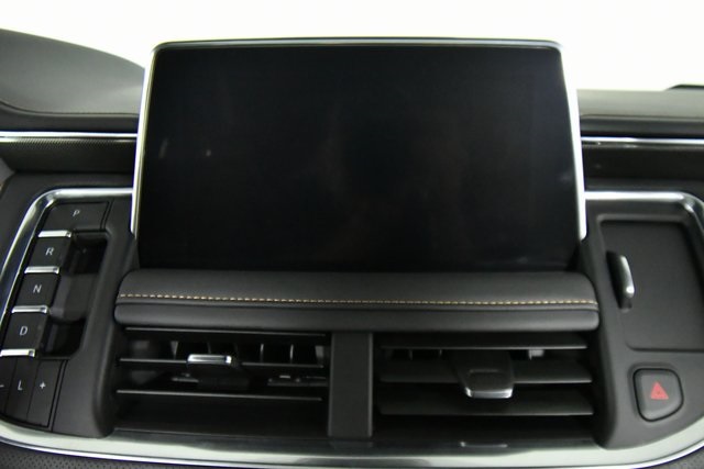 2024 Gmc Yukon XL AT4 photo 3