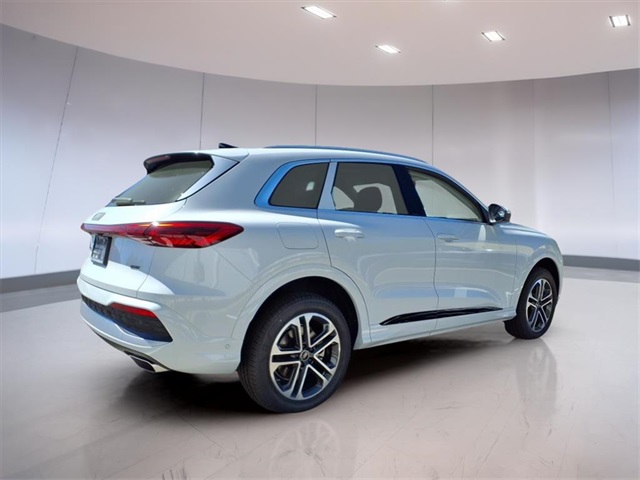 2025 Audi Q5 Premium photo 2