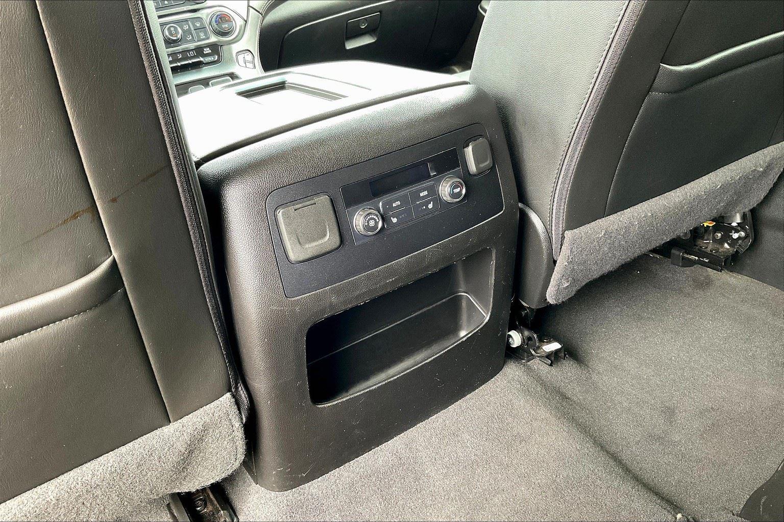 2020 Gmc Yukon XL SLT photo 33