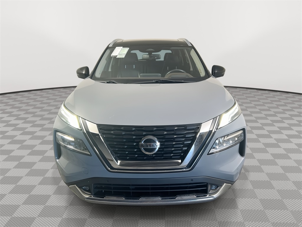 2021 Nissan Rogue Platinum photo 3