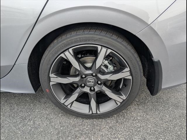 2025 Honda Civic Hybrid Sport Touring photo 4