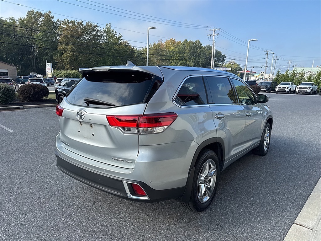 2018 Toyota Highlander Limited Platinum photo 4