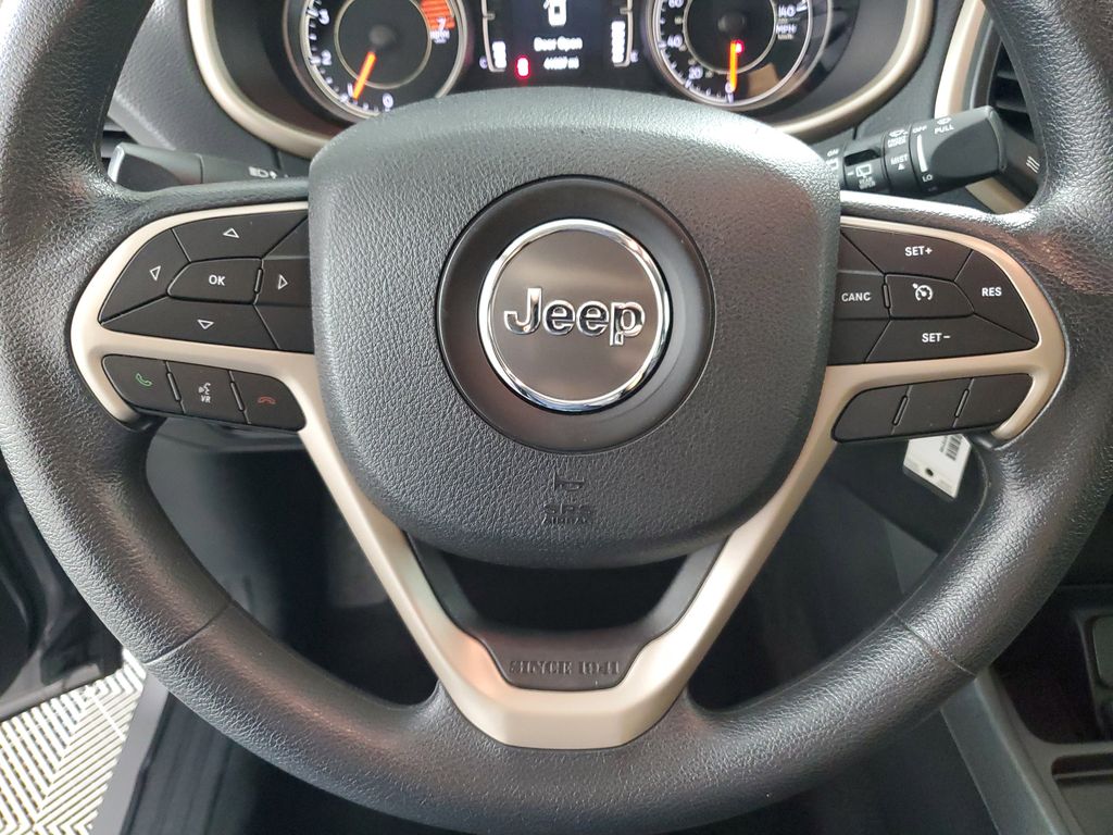2018 Jeep Cherokee Latitude photo 20