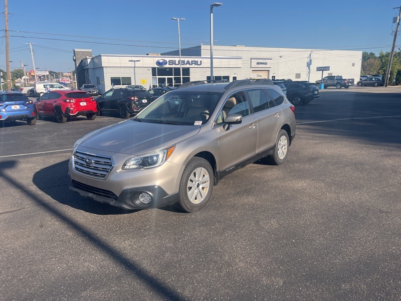 2015 Subaru Outback 2.5i Premium photo 4