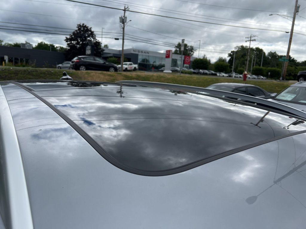 2025 Volkswagen Tiguan SE photo 4