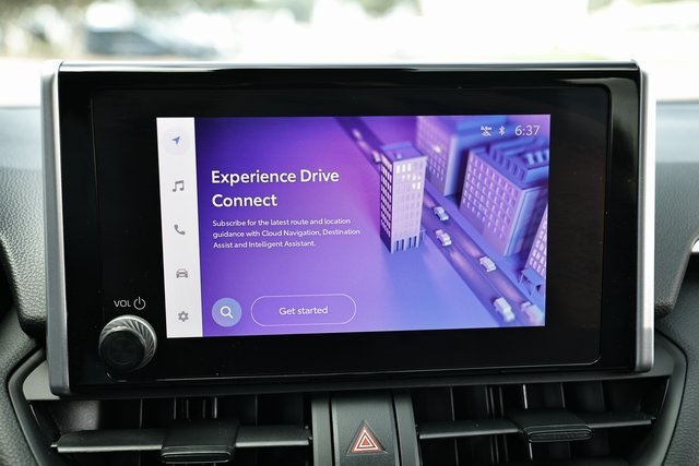2024 Toyota RAV4 Hybrid XLE photo 35