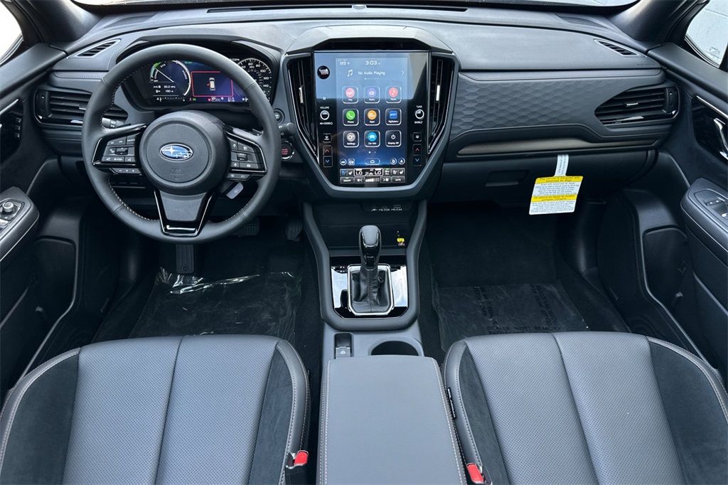 2025 Subaru Forester Touring photo 16