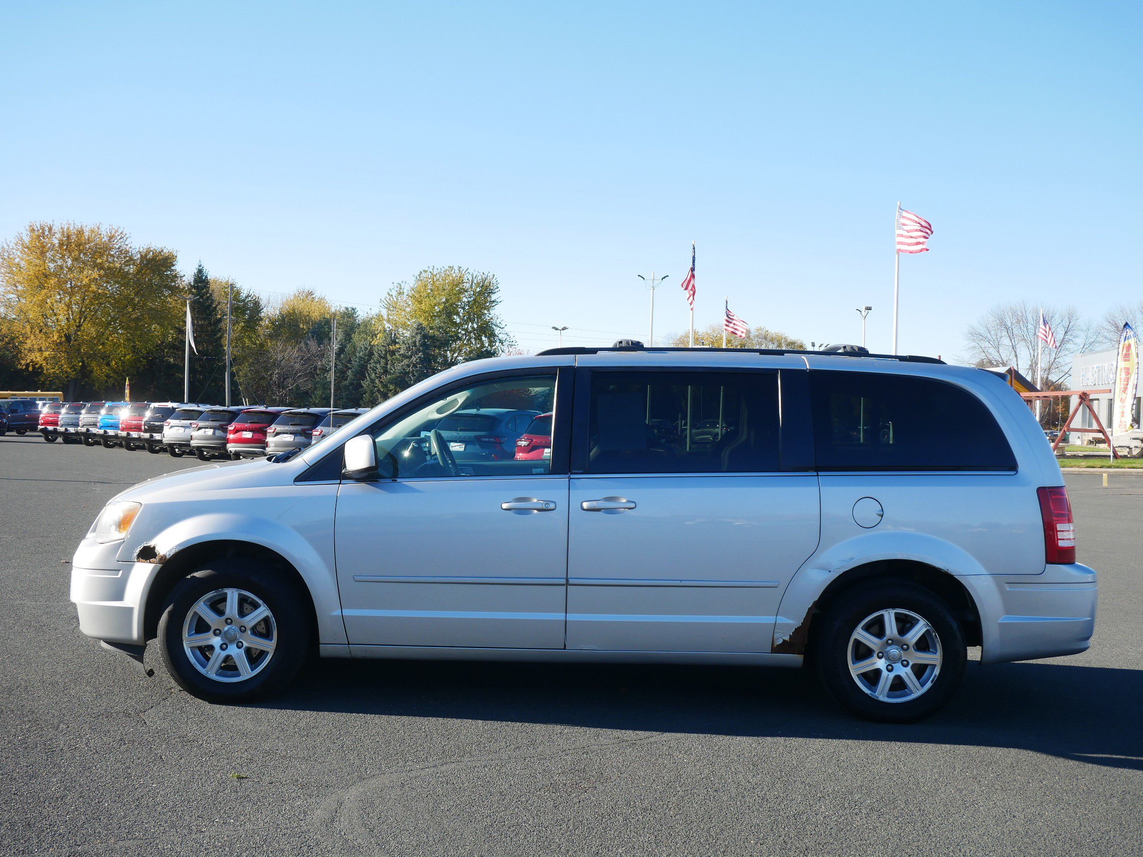 Used 2008 Chrysler Town & Country Touring with VIN 2A8HR54P48R610720 for sale in Hastings, Minnesota