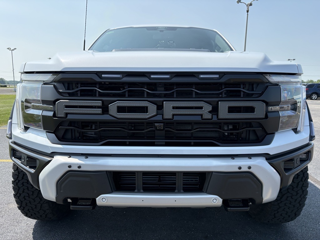 2025 Ford F-150 Raptor photo 2