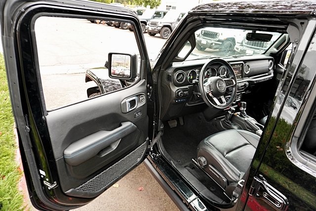 Used 2021 Black Jeep Unlimited Rubicon 4xe image 40