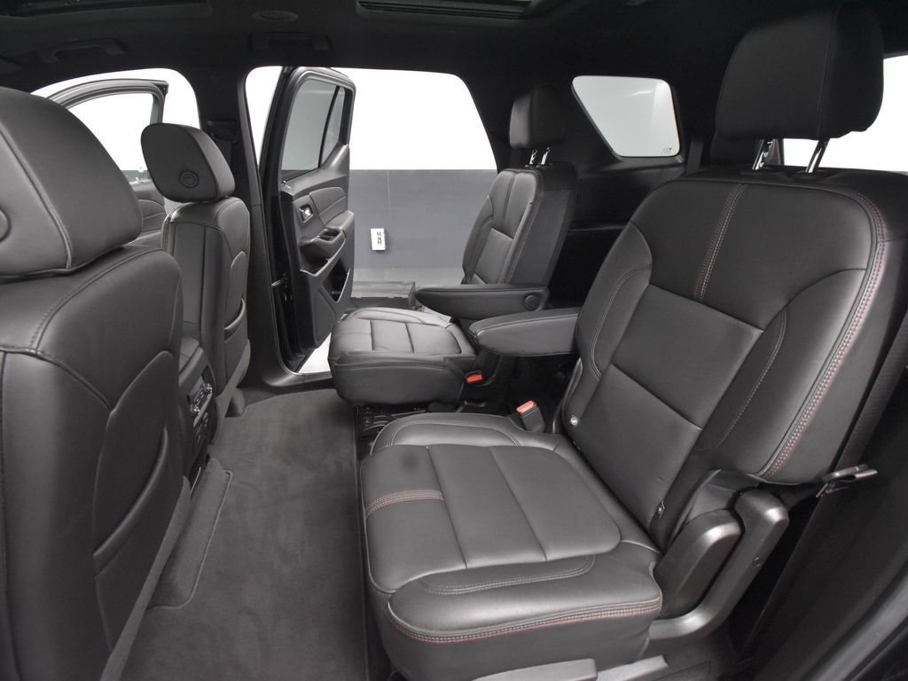2023 Chevrolet Traverse RS photo 32