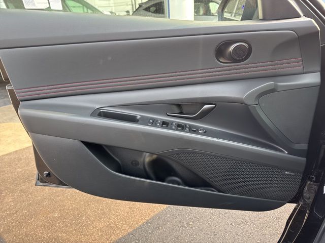 2025 Hyundai Elantra N Line photo 18