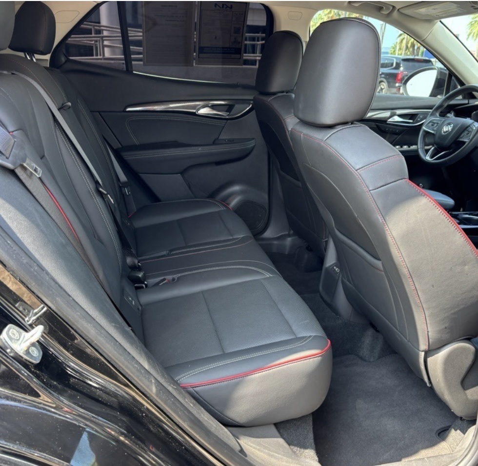 2022 Buick Envision Essence photo 15