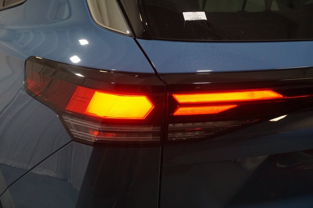 2025 Volkswagen Tiguan SE photo 26
