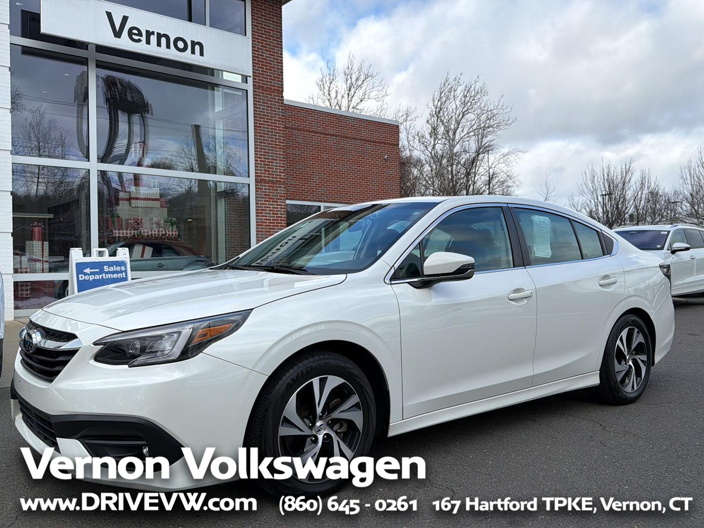 2022 Subaru Legacy Premium's photo