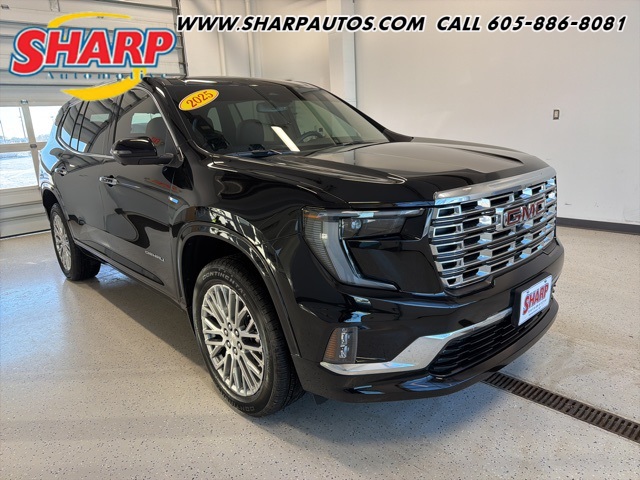 2025 GMC Acadia Denali's photo