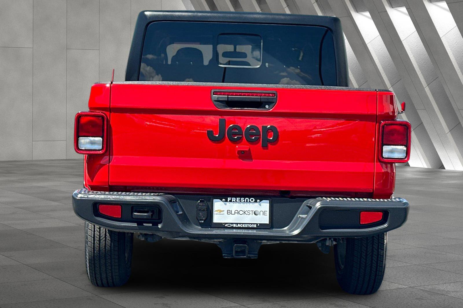 2023 Jeep Gladiator Sport S photo 4