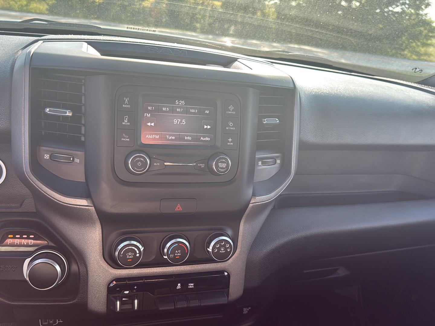 2022 Ram 2500 Tradesman photo 16