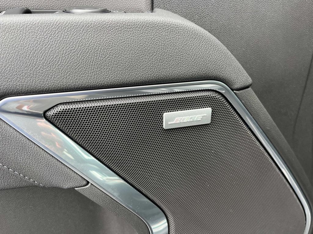 2025 Chevrolet Silverado 1500 RST photo 14