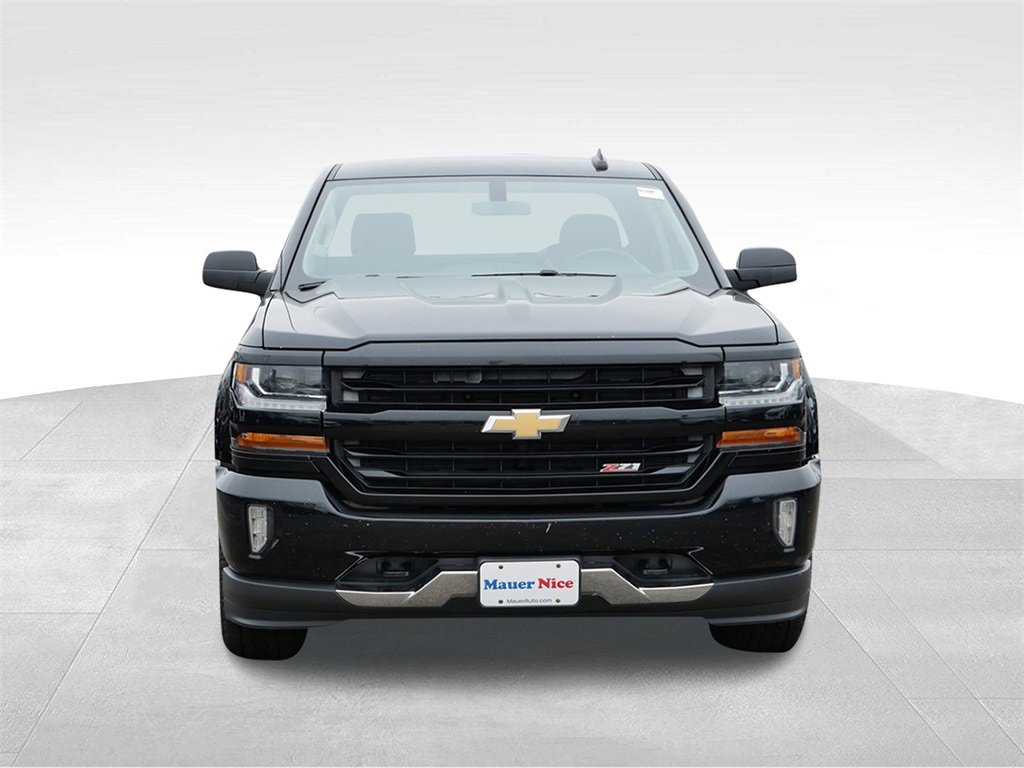 Used 2017 Chevrolet Silverado 1500 LT with VIN 3GCUKREC4HG251081 for sale in Inver Grove Heights, Minnesota