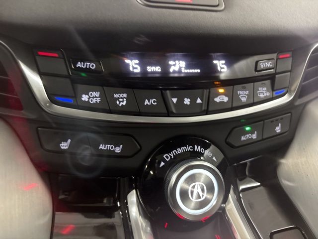 2025 Acura TLX Technology photo 19